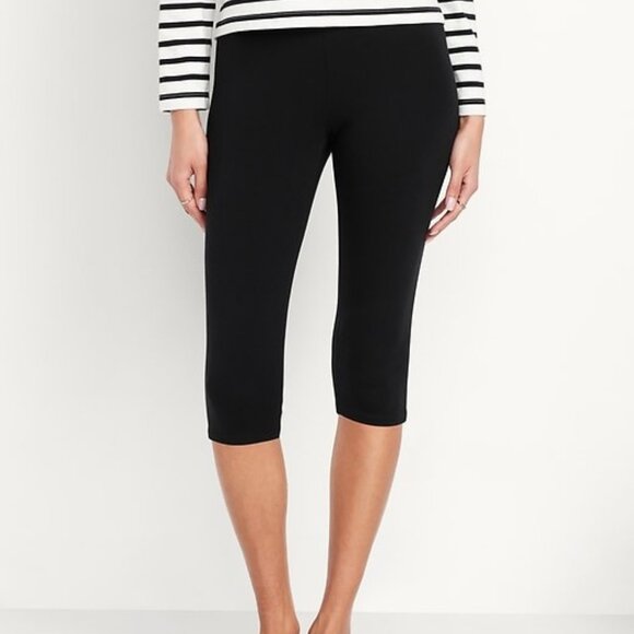 Dkny Pants - NWT [DKNY] Cropped Capri Stretch Athletic Yoga Leggings Black/White Women’s XS